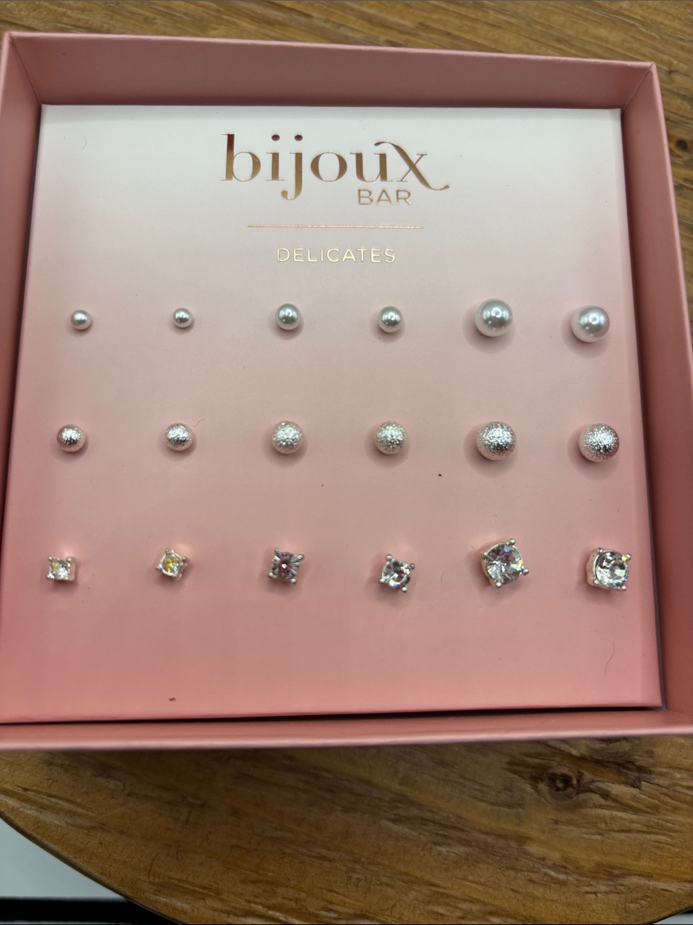 Bijoux Delicates Silver & Pearl Stud Earring Set